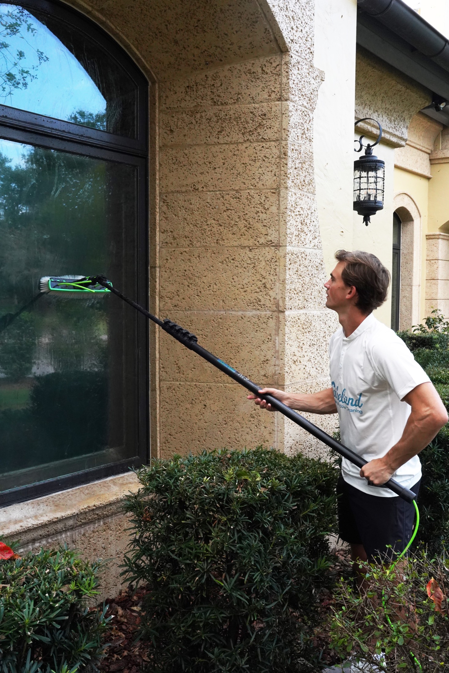 Exterior window cleaning