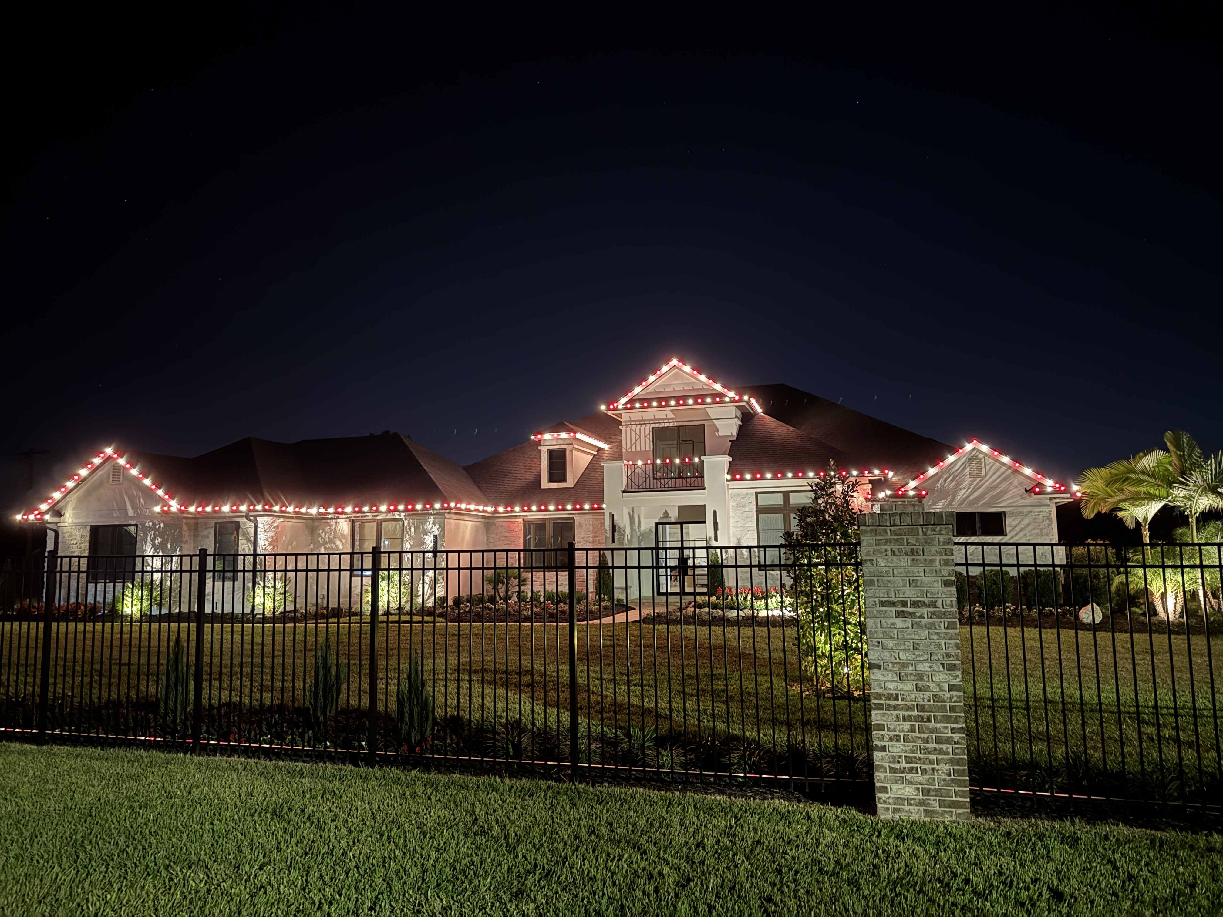 Holiday lighting