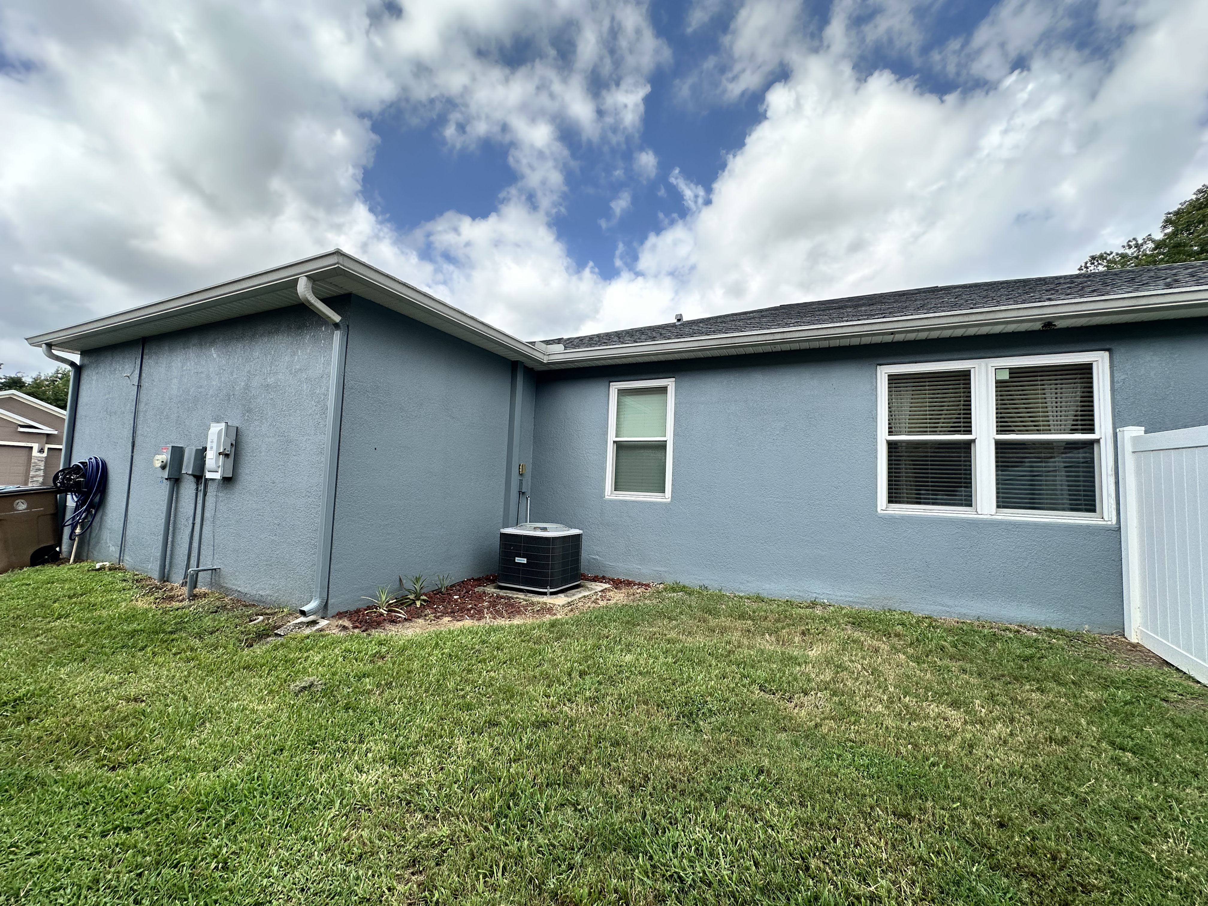 Exterior Window Cleaning That Makes a Real Difference in Lakeland image