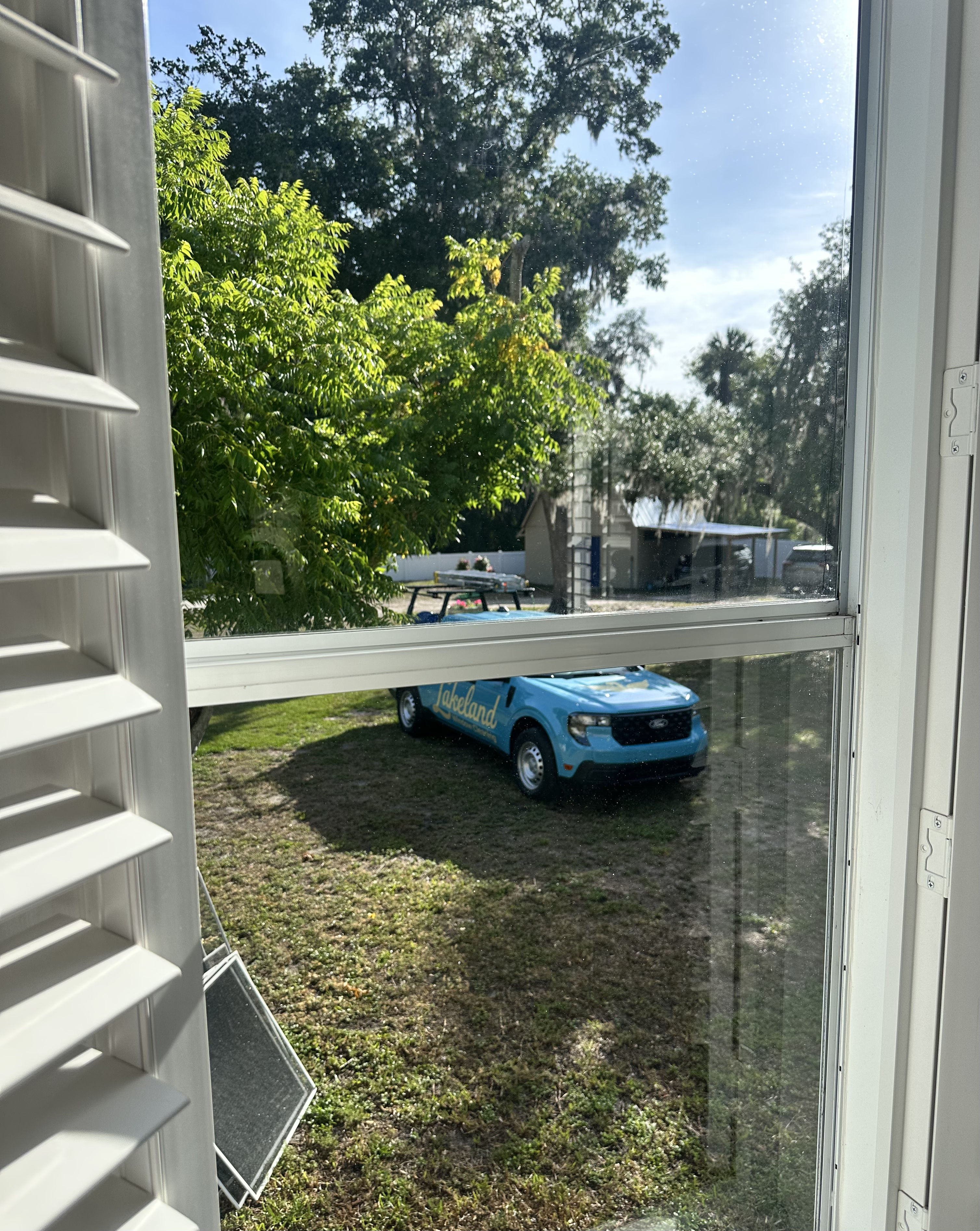 Interior and Exterior Window Cleaning Done Right in Lakeland image
