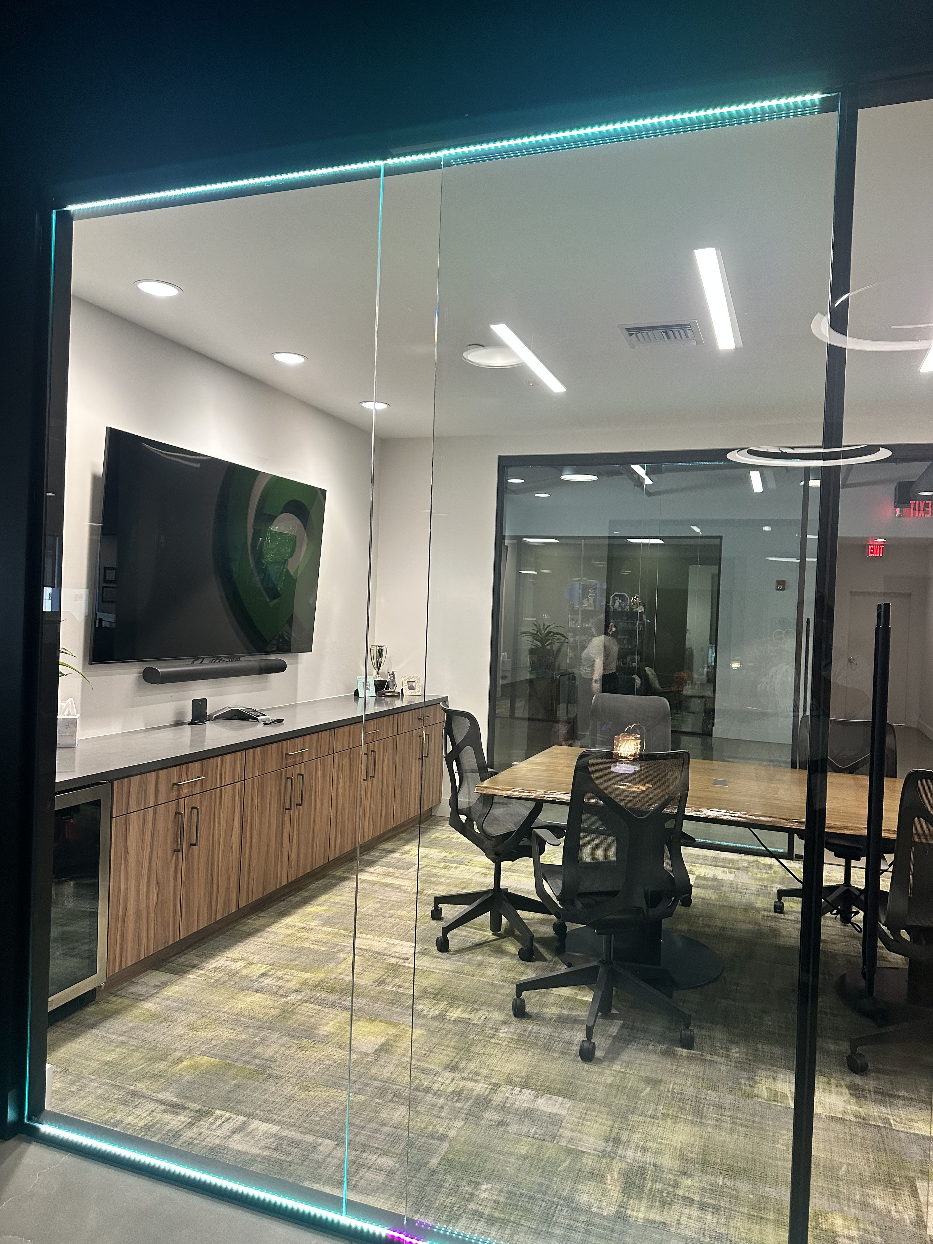 Gallery photos for Clean Office Glass That Speaks Before You Do: Image #1
