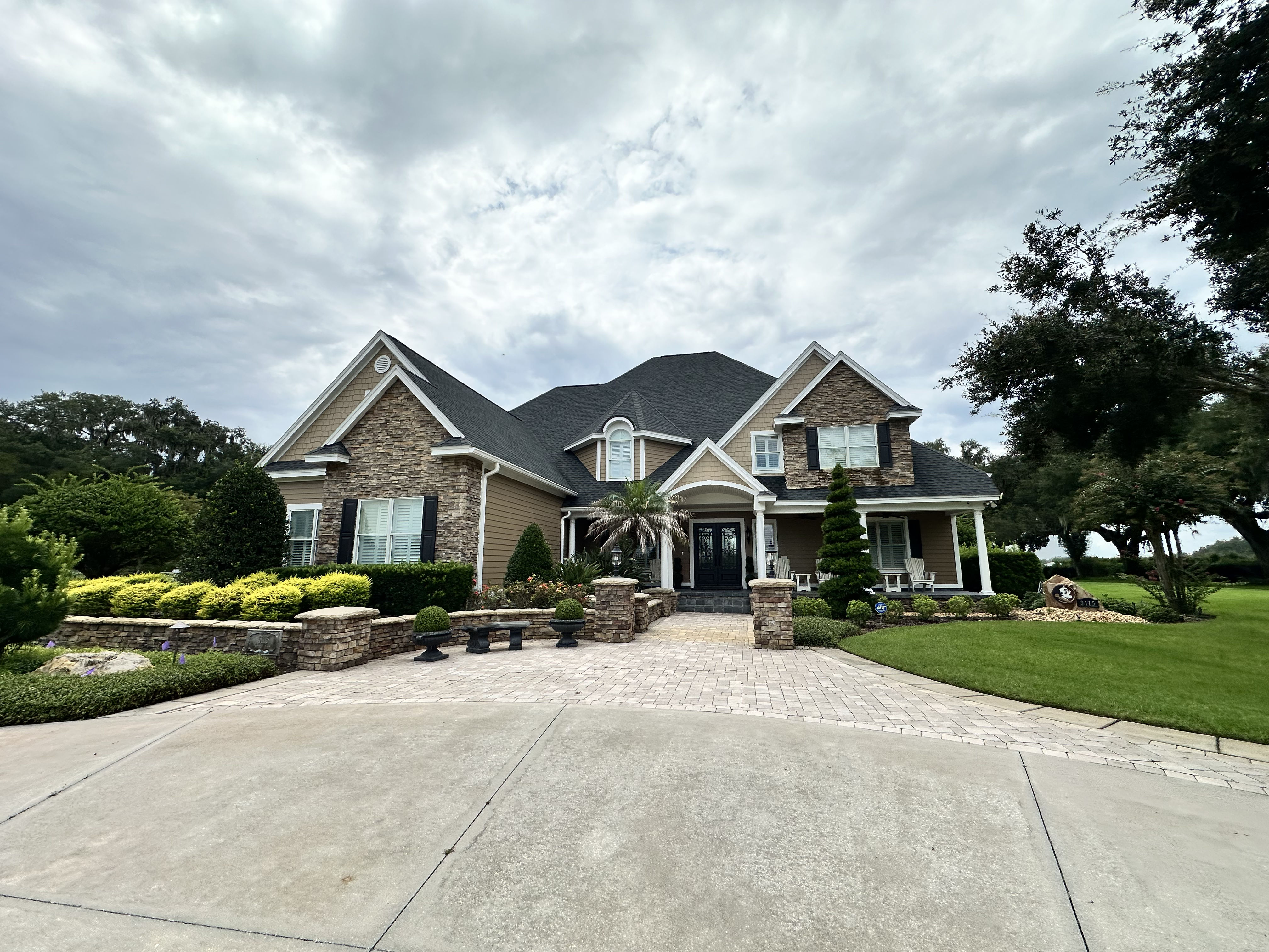 Streak-Free Window Cleaning That Makes Your Whole Home Shine image