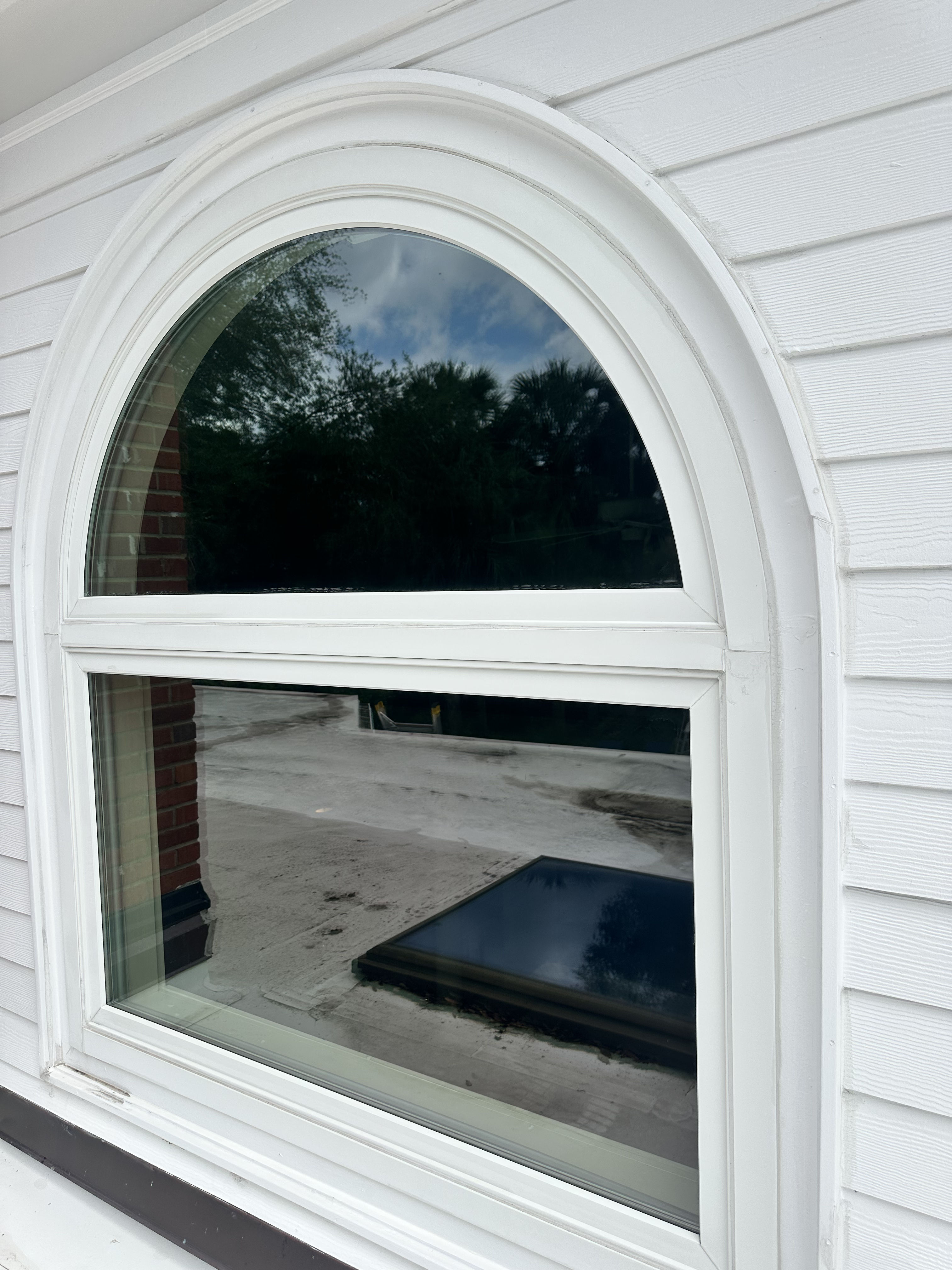Gallery photos for Clean Exterior Windows Make Your Whole Home Look Better: Image #1