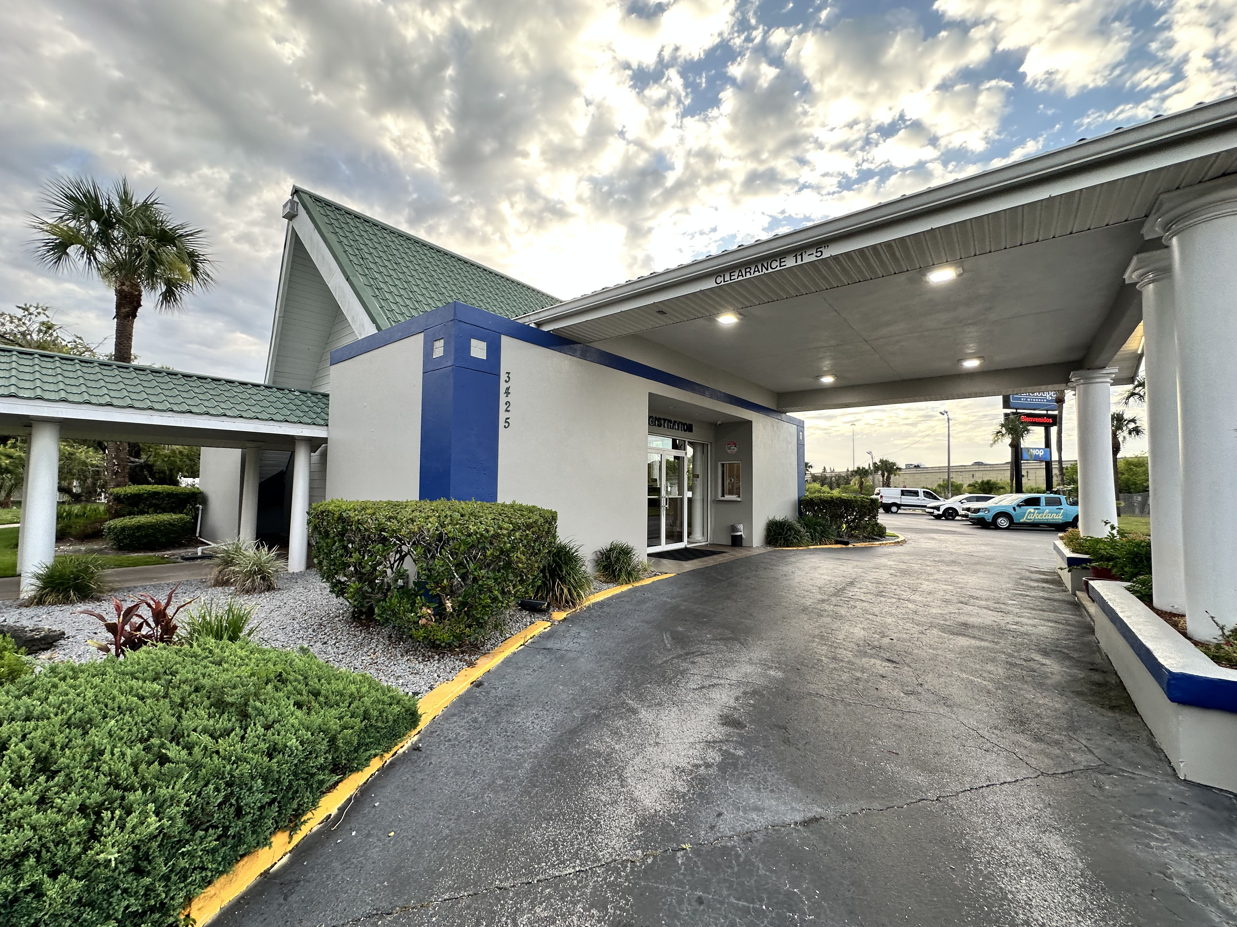 Commercial Exterior Cleaning That Keeps First Impressions Sharp image