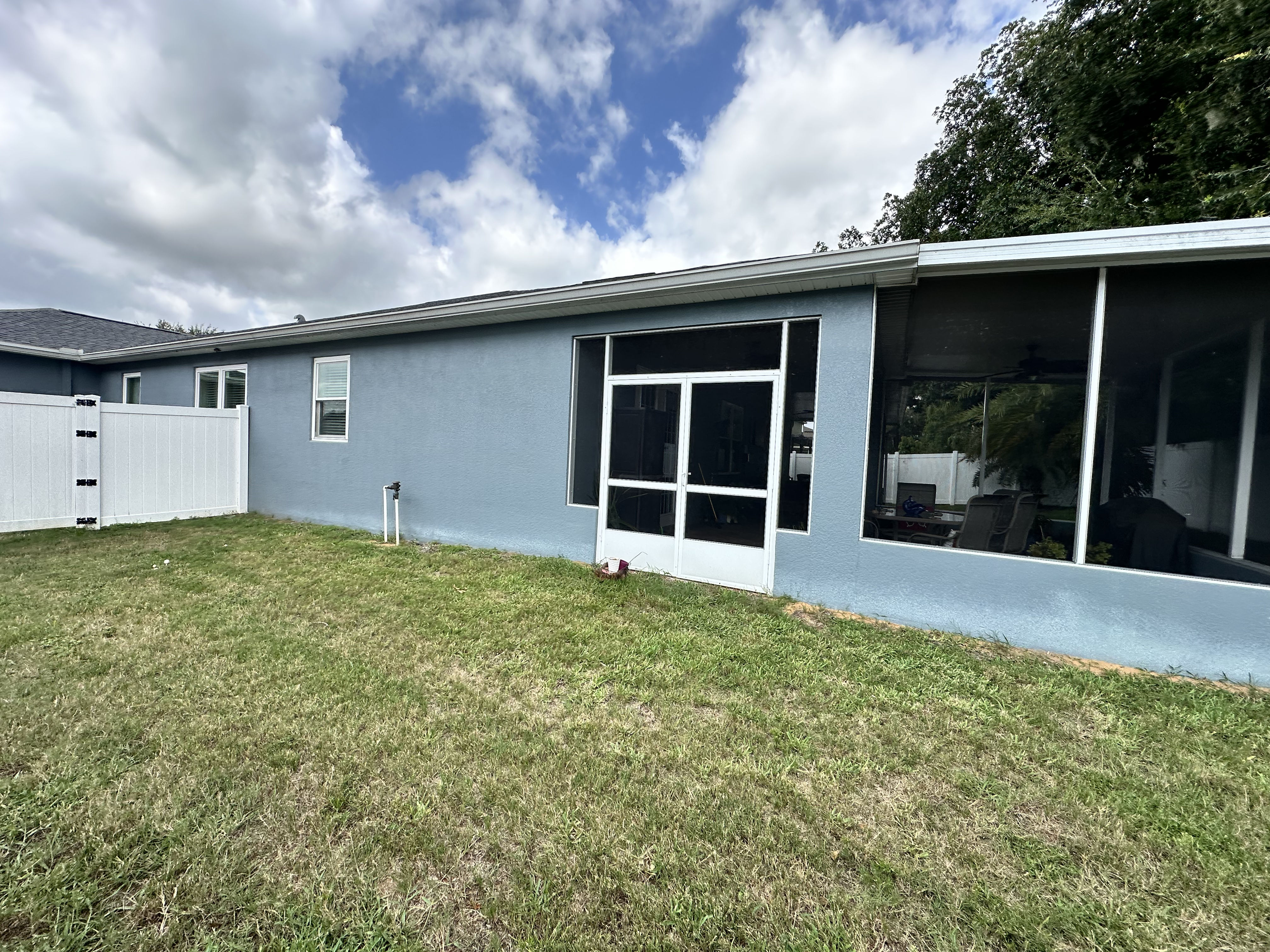 Gallery photos for Exterior Window Cleaning That Makes a Real Difference in Lakeland: Image #1