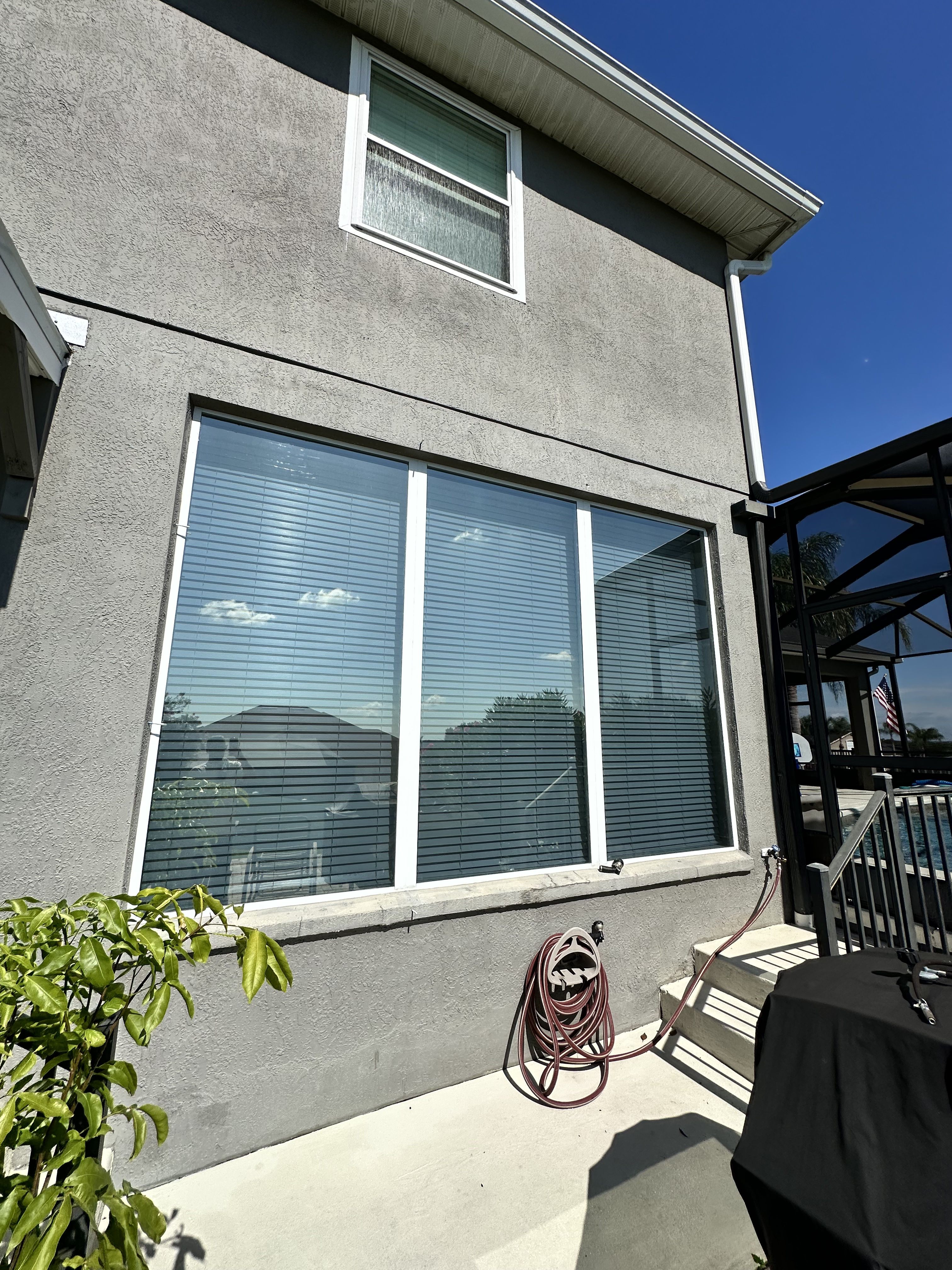 Exterior Window Cleaning That Makes Your Home Look Sharp image